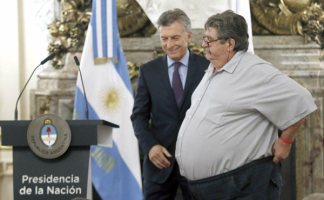 Pignanelli y macri titular de smata en la firma del acuerdo