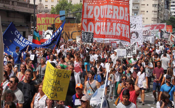 la militancia de izquierda socialista