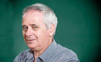 el historiador judio llan pappe es un referente de los nuevos historiadores que cuestionan la historia oficial sionista