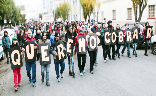 otro de los justos reclamos expresados en la marcha
