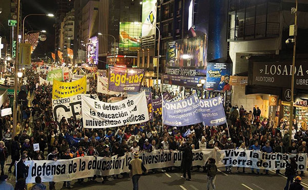 La gran marcha universitaria de 2016