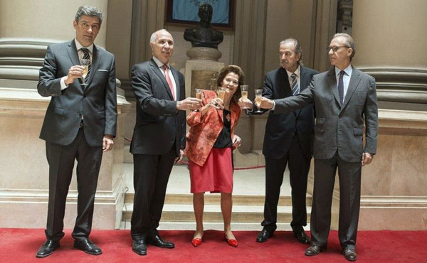 QueTrayectoria LosCortesanos