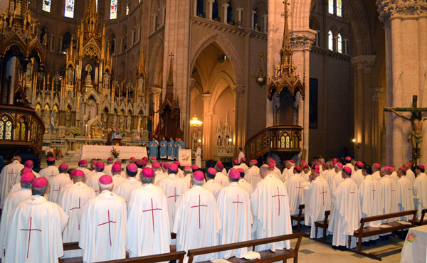 la cupula de la iglesia trabaja por la reconciliacion con los genocidas