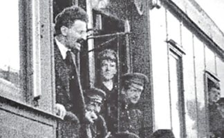 trotsky en tren