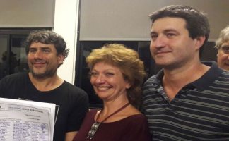 viviana carranza junto a otros dirigentes electos por la minoria de la directiva