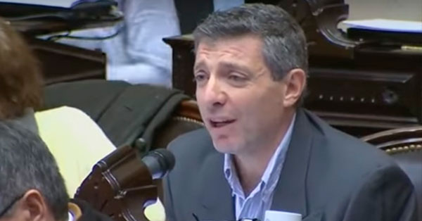 La Cámara de Diputados se negó a tratar los proyectos presentados por nuestro diputado de Izquierda Socialista, Juan Carlos Giordano, y el resto del Frente de Izquierda. 