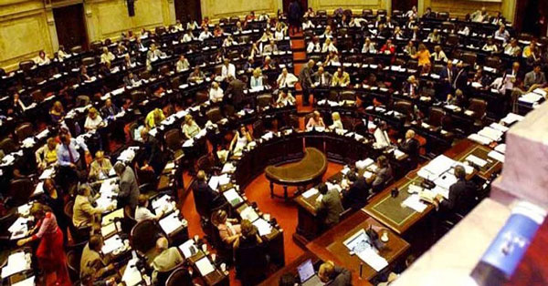 mas diputadas de los partidos patronales no garantizan mas derechos para las mujeres