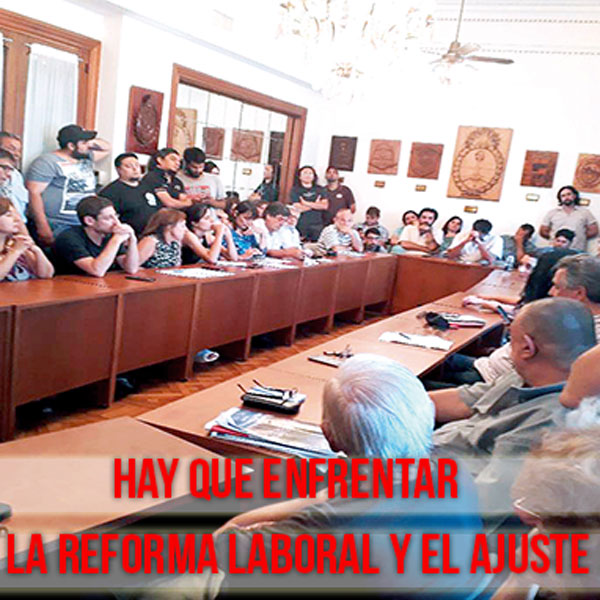 hay que enfrentar la reforma laboral y el ajuste