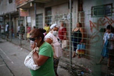 Cada vez más mujeres condenadas a la pobreza
