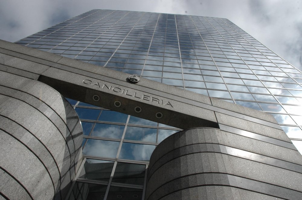 Tensión por el voto en la ONU - Argentina tiene que romper relaciones diplomáticas con Israel