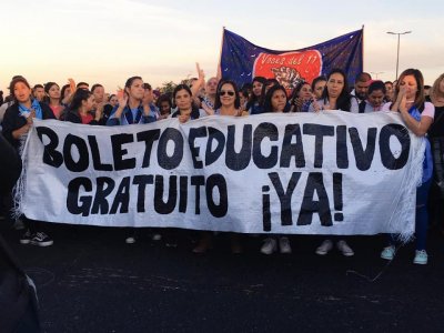 Para que los lápices sigan escribiendo, boleto educativo gratuito ¡ya!