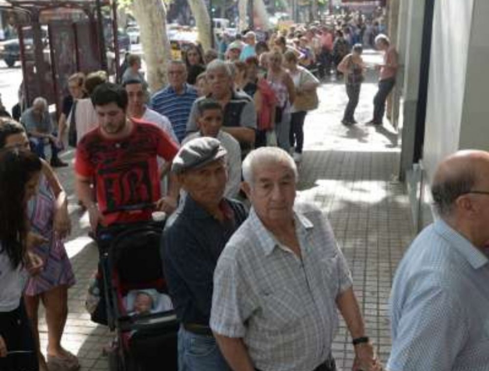 Otra vez son víctimas los jubilados