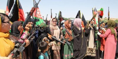 Apoyemos a las mujeres de Afganistán contra el régimen talibán