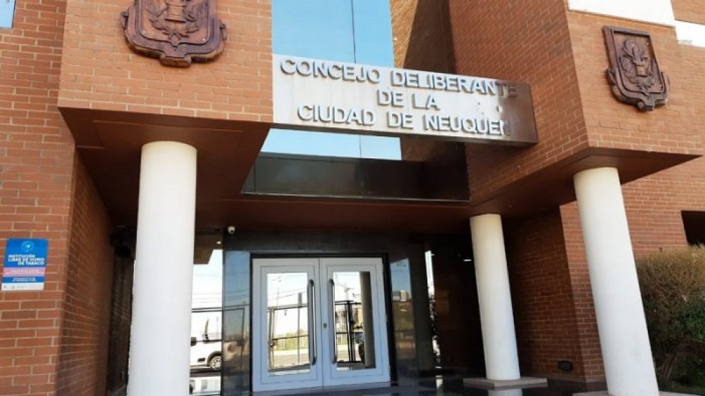 Neuquen: La izquierda exige sesiones especiales para tratar la prohibición de los despidos y suspensiones