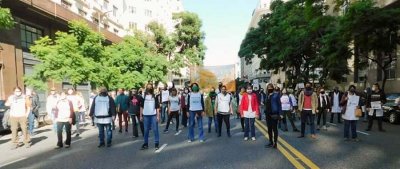 Ademys movilizó contra la ley de ajuste de Larreta