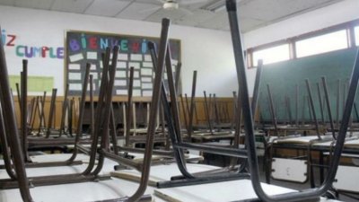 El gobierno de Neuquén recorta y retrasa el pago de salarios