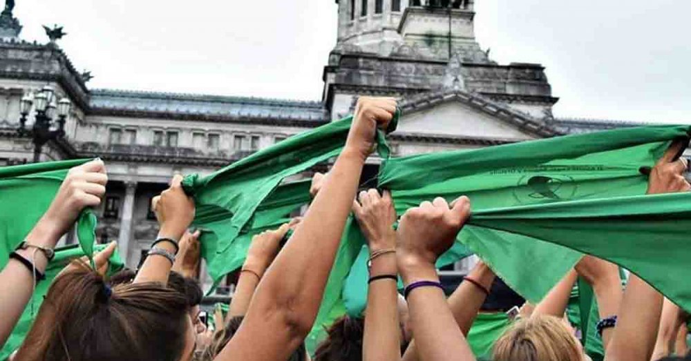 A un año de la votación en el Senado del #8A: Volvamos a impulsar la #MareaVerde por el aborto legal