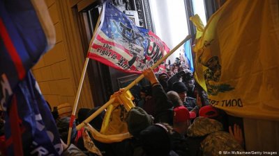 Movilización unitaria contra la extrema derecha y para luchar por nuestros derechos ante el gobierno de Biden