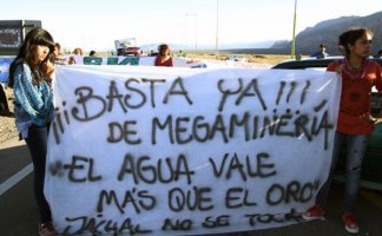 DECLARAR NULA DE NULIDAD ABSOLUTA LA CONCESION OTORGADA A LA MULTINACIONAL &quot;BARRICK GOLD CORPORATION&quot; EN LA MINA VELADERO, PROVINCIA DE SAN JUAN.