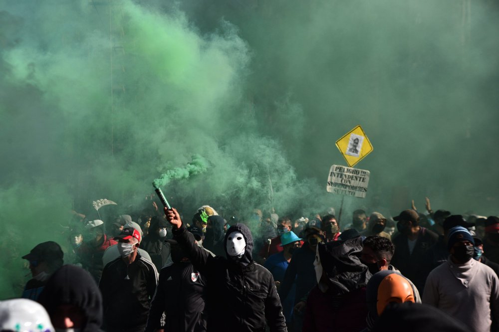 ¡Hay que apoyar la lucha de las y los municipales!