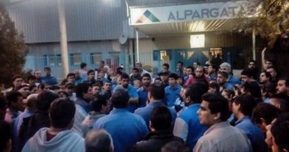 Alpargatas no, libros tampoco…