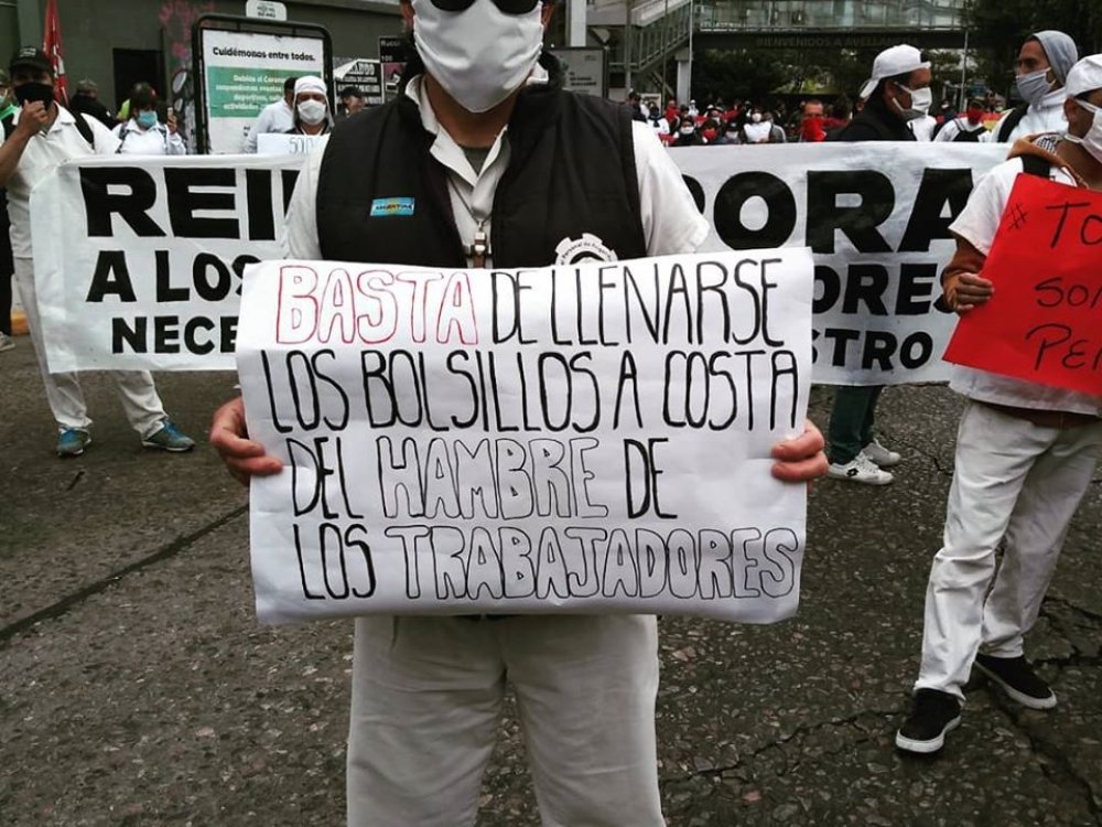 Penta en pie de lucha