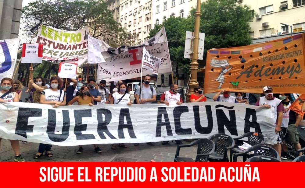 Sigue el repudio a Soledad Acuña