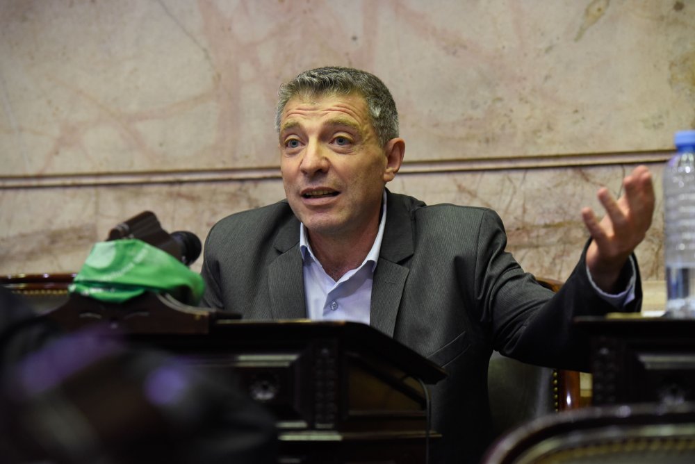 Diputado Giordano presentó Proyecto de Ley contra las patentes.