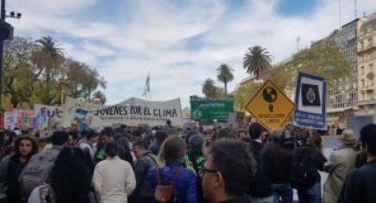 “Una gran marcha contra la destrucción capitalista del ambiente”