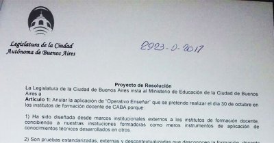 Educación: Proyecto del FIT para anular &quot;Operativo Enseñar&quot;