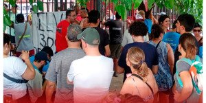 ¡Todo el apoyo a la lucha de Lustramax!