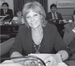 La diputada Olivero gana lo mismo que una directora de escuela