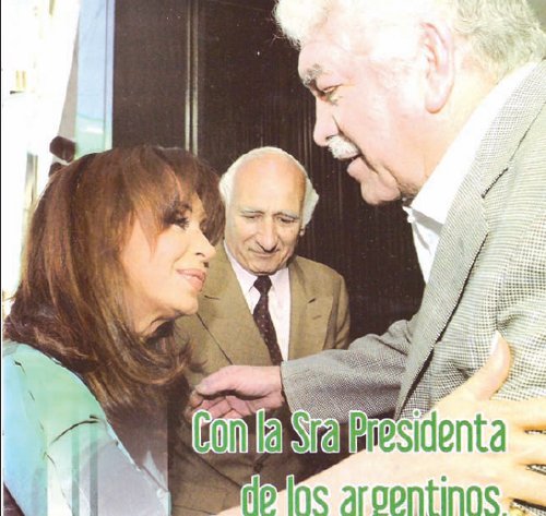 Cristina saludando a Pedraza en la inauguracin de la nueva sede de la UF. Diciembre 2009