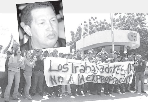 Trabajadores de Owens Illinois en protesta