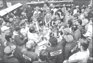 Asamblea de petroleros. Allí fueron a detener a los trabajadores