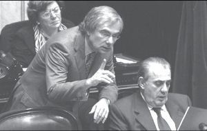 Juan Jos Alvarez junto a Eduardo Camao en la Cmara de Diputados