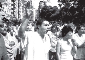 Trabajadores del Hospital Cl�nicas en protesta