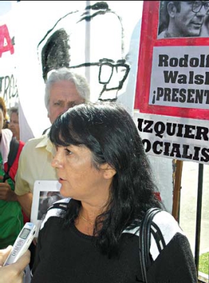 Patricia Walsh en el acto realizado frente a la ESMA