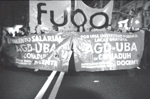 Las soluciones a los docentes universitarios siguen pendientes