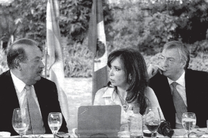 Carlos Slim y el matrimonio Kirchner, recientemente en Mxico