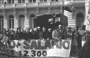 Dirigentes de Tierra del Fuego, ATEN, Entre Ros, Santa Cruz y SUTEBAs, reclamando frente al Ministerio de Educacin