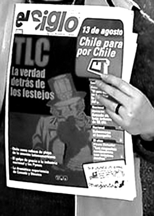 Portadas de �El Siglo�. Una de ellas llam� a votar por Allende en 1970.