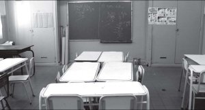 Las aulas de Capital sin docentes ni alumnos