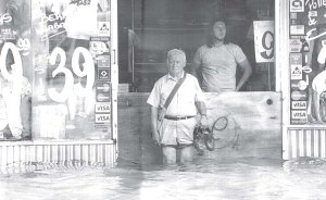 Las inundaciones las sufren los mayores, nios, trabajadores y pequeos comerciantes