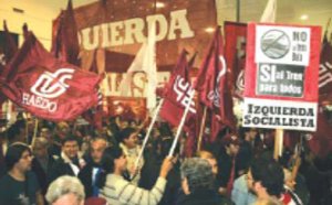 Izquierda Socialista dando su apoyo a la lucha por la reestatizacin.