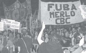 Una de las tantas marchas de los estudiantes al Ministerio de Educacin.