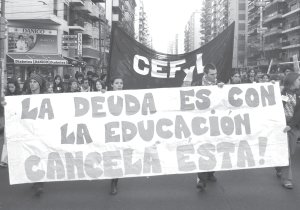 Hay que votar por un CEFyL de izquierda