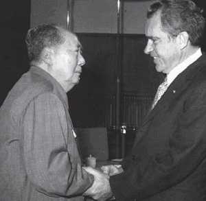 Mao y Nixon en Pek�n, febrero 1972