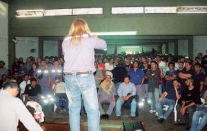 Asamblea de los ferroviarios de la lnea Sarmiento