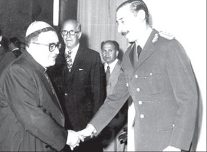 Videla y monse�or Arana. Santa Rosa, La Pampa. 1977